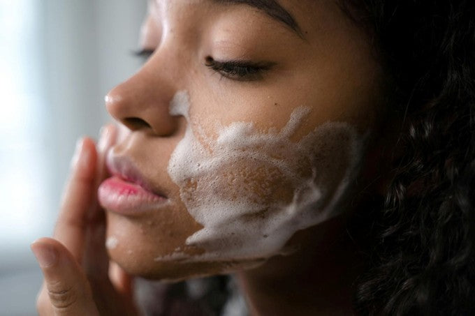 Choosing a Best Dry Skin Face Wash Cleanser